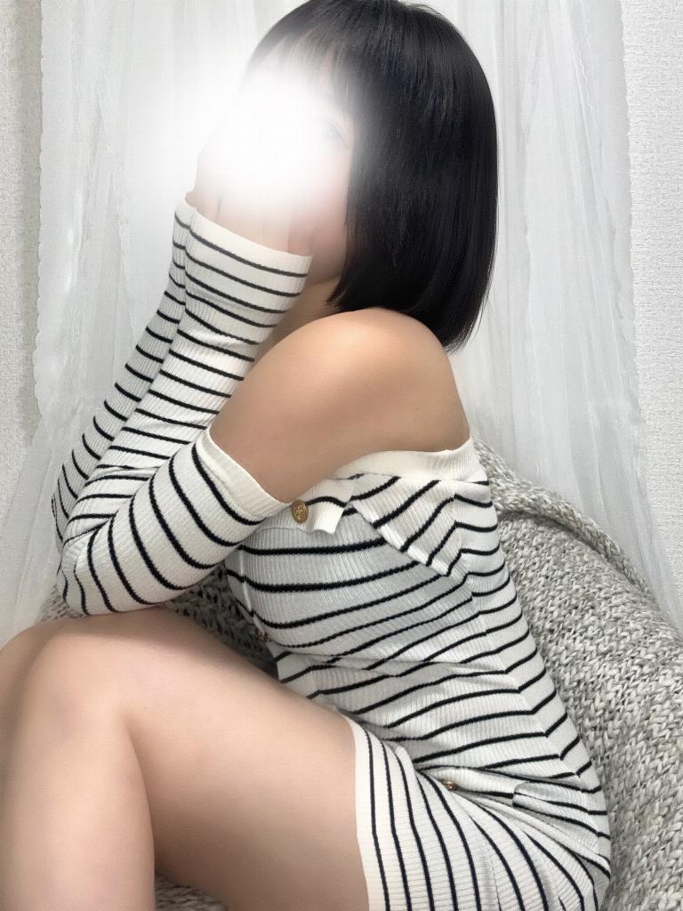 白石にこ